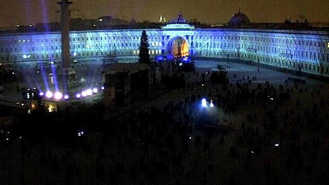 Лазерное шоу на Дворцовой 05.01.2011 (Часть 1) смотреть онлайн