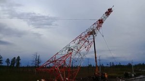 Поднятие мачты связи 44м  (2017г)