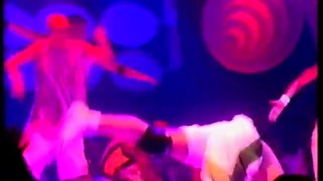 Crazy Frog - Axel F - Top Of The Pops - Friday 10 June 2005 смотреть онлайн