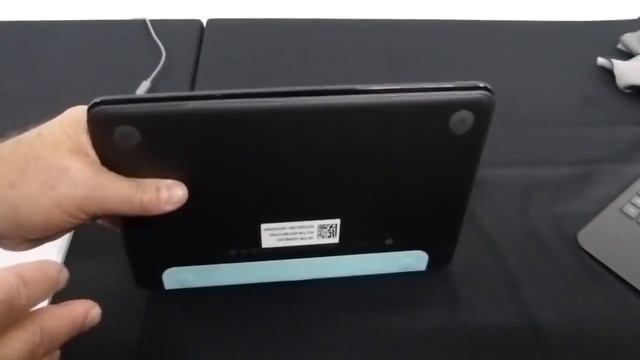 Best Buy HP Pavilion X2 Hands On Review смотреть онлайн