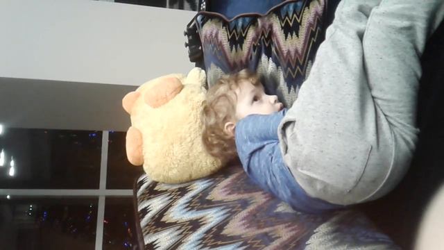 Бедный ребёнок😂😂😂 смотреть онлайн