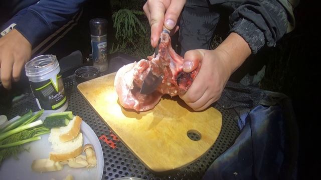 РЫБАЛКА НА ПЕЛЕНГАСА. ОТЛИЧНОЕ ВРЕМЯ ПРОВЕДЕНИЕ НА БЕРЕГУ ДОНА. ГОТОВИМ ВКУСНЯШКИ. смотреть онлайн