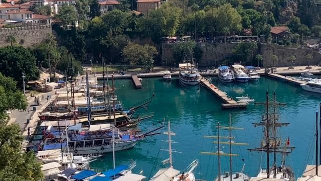 Kaleiçi Old Town/ Центр Старого Города смотреть онлайн