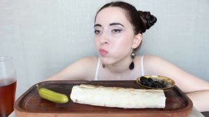 2 ШАУРМЫ / НЕ ХОТИТЕЛИ ПРОБИВАТЬ БОНУСЫ !! MUKBANG asmr Ayka Emilly