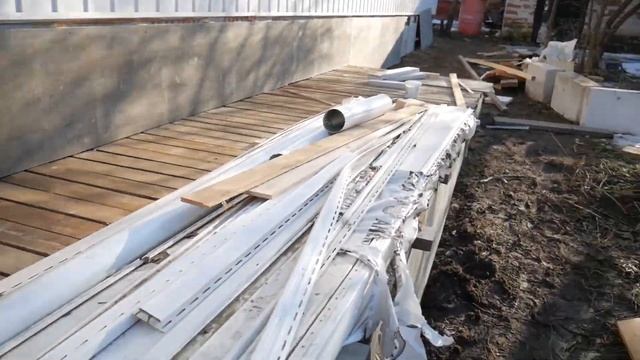 Чем закрыть и утеплить цоколь каркасного дома на сваях? Мой вариант смотреть онлайн