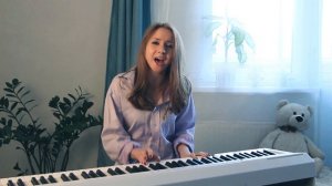 Премьера новой песни - "Гравитация".