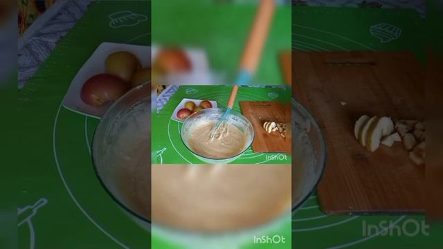 Алма косылган балиш. Яблочный пирог. Онай ари тез Шарлотка с яблочный пирог смотреть онлайн