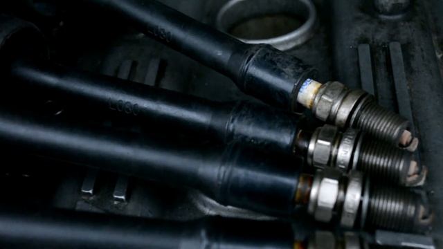 Почему происходят хлопки в коллекторе , вовремя включения зажигания. @Lysenka смотреть онлайн