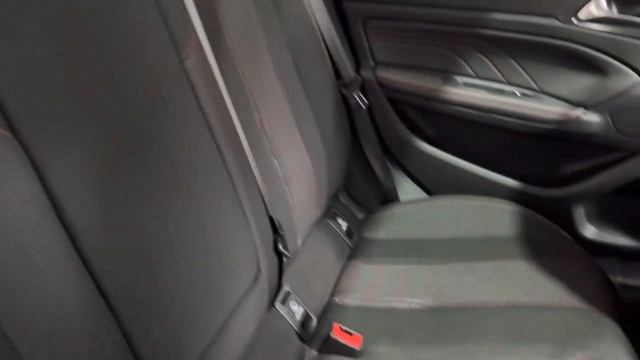 BN18ZLU PEUGEOT 308