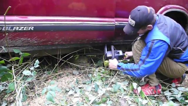 Chevy Blazer + бензопила. смотреть онлайн