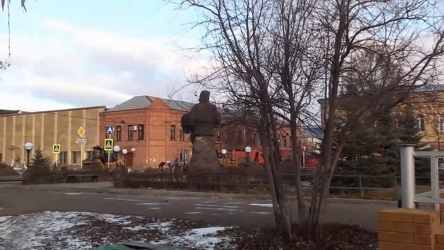 Город Бузулук - "Городская среда" (скверы, парк, аллея и пр.), ноябрь 2020г. Видео от ТаГоры. смотреть онлайн