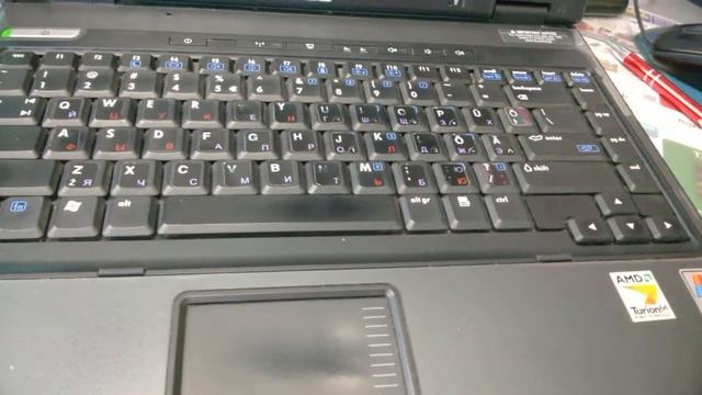 HP Compaq nx6125 (включается и выключается) смотреть онлайн