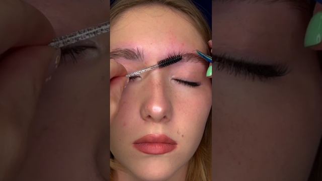 а вы любите темные брови или более натуральные? смотреть онлайн