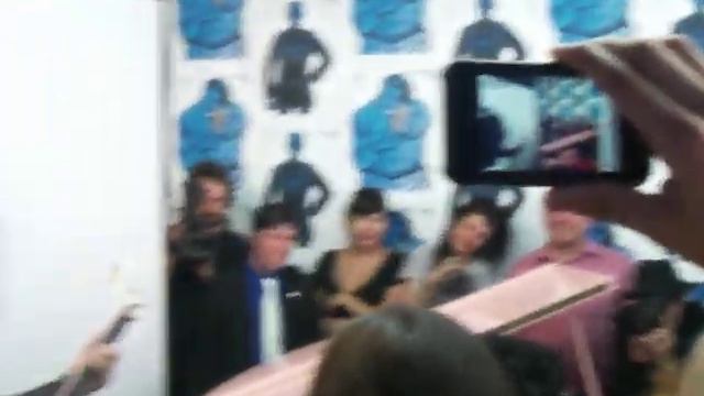 The Dead Weather (Jack White & Little Jack) - Dead Leaves and the Dirty Ground смотреть онлайн