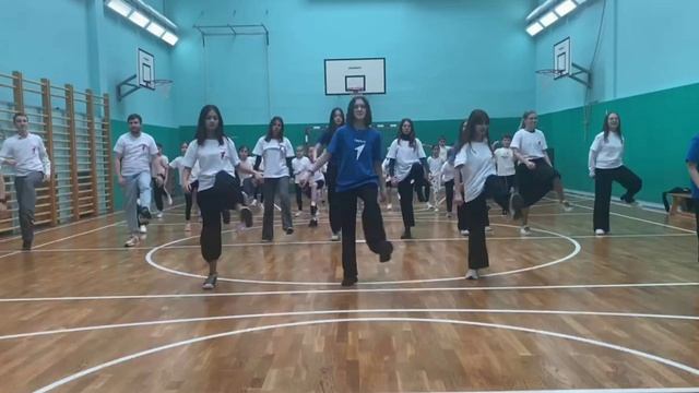 КЛИП "БУДЬ ПЕРВЫМ!" смотреть онлайн