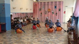 Фитбол танец «На палубе матросы»