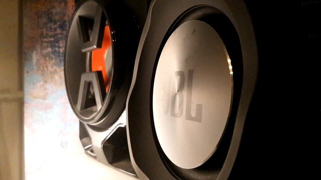 Jbl boombox (60 watts) vs lg ck43 (300 watts)? смотреть онлайн