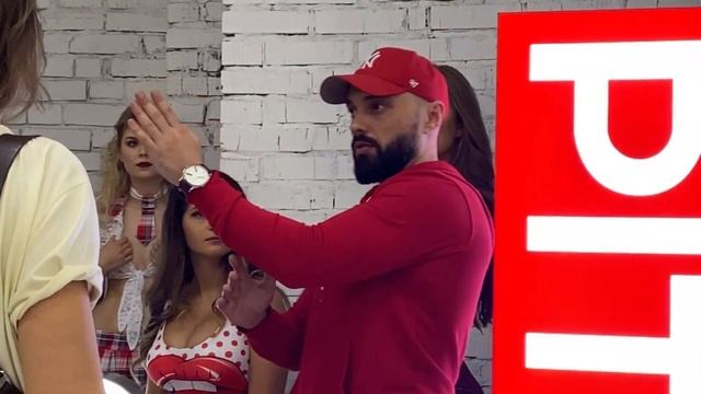 Календарь PITON (backstage move) смотреть онлайн