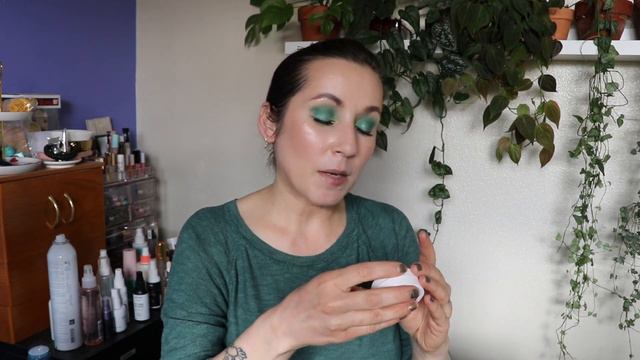 SWATCHING My Entire Cream Blush, Bronzer and Highlighter COLLECTION + Mini Declutter смотреть онлайн