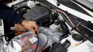 Клиент в шоке лопнул трос сцепления. Рено логан1.