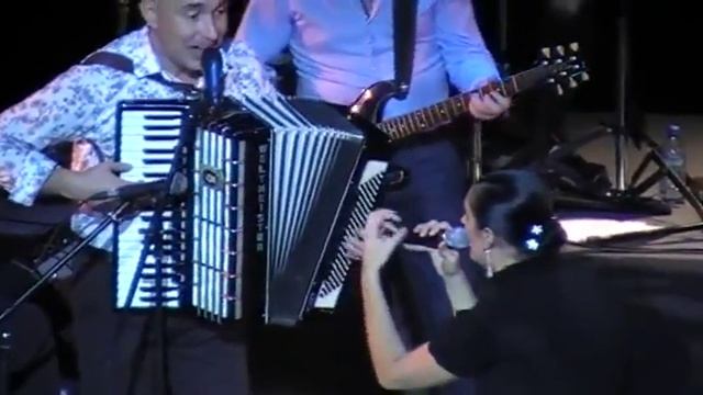 Елена Ваенга - Кубинская. Пенза (01.11.2011) смотреть онлайн