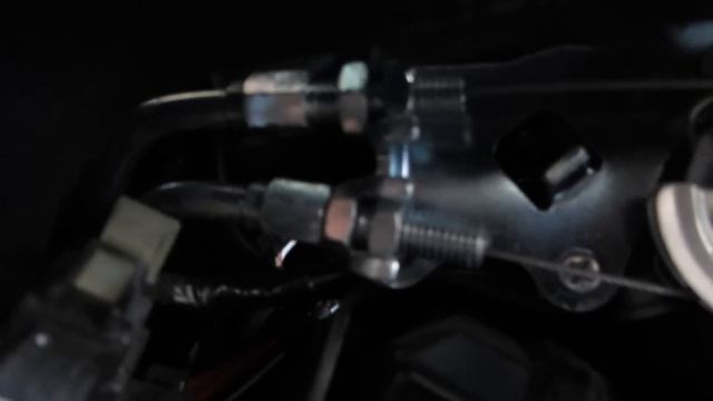 GSX-R600 K8 K9 L0 Throttle Cable Adjusters смотреть онлайн