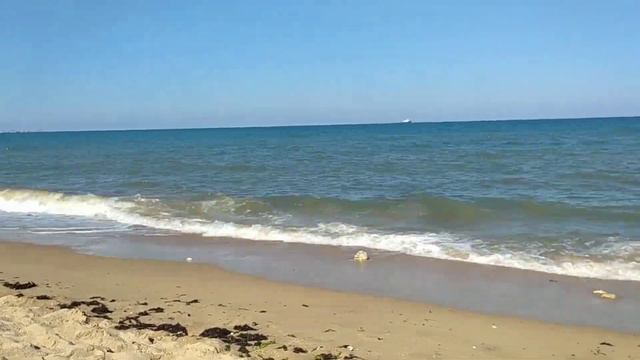 Минутный таймлапс Чёрного моря в Севастополе 03.08.2022 г. (Учкуевка) смотреть онлайн