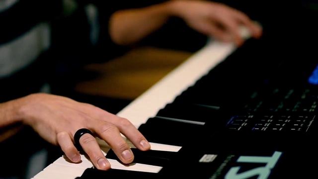 Twin Peaks (Ensoniq TS12)