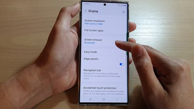 Galaxy S22/S22+/Ultra: How to Fix Screen Protector Touch Problem - Not Responding смотреть онлайн