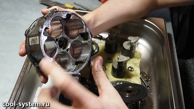 Разбираем компрессор Denso 5SEL12C от автомобилей Peugeot и Citroen. Смотрим, почему не работал! смотреть онлайн