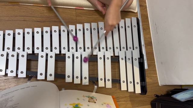 《Miss Undine玩音樂》#小鐵琴 #多那多那 смотреть онлайн