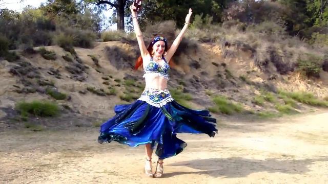 Gypsy bellydance with tambourine! Sofia Metal Queen - Ameynra fashion, sparkly blue petal skirt смотреть онлайн