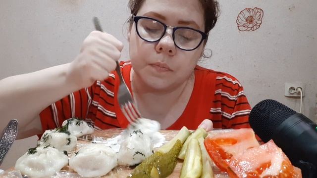 Мукбанг хинкали/Секрет Наташи Королевой смотреть онлайн