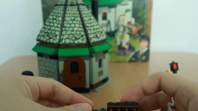 Lego 4707 Hagrid's Hut 2001 Review Vintage