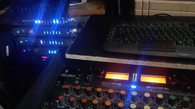 Sean Liddy (Music Mix 2) Space age смотреть онлайн