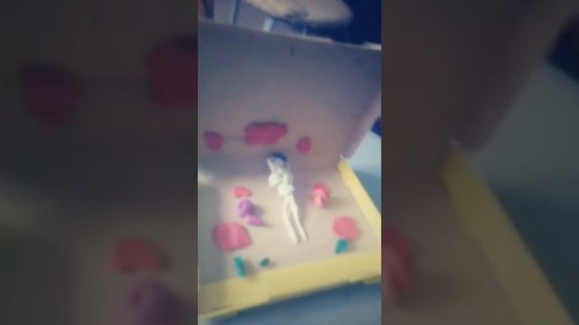 Чтобы сделать что будет делать умный человек а что нет чтобы выбраться из дома смотреть онлайн