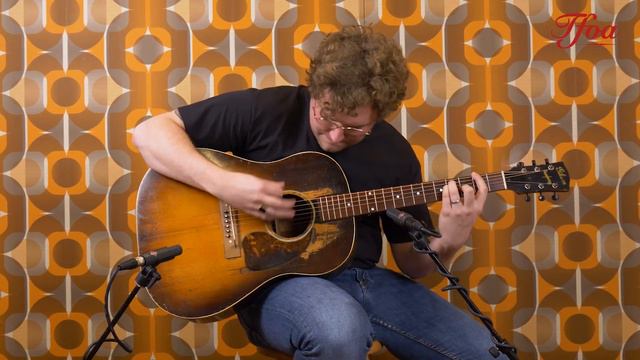 Gibson J45 Banner Sunburst 1943 played by Milo Groenhuijzen | Demo @ The Fellowship of Acoustics смотреть онлайн