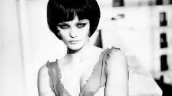 One: Vanessa Paradis&Johnny Depp