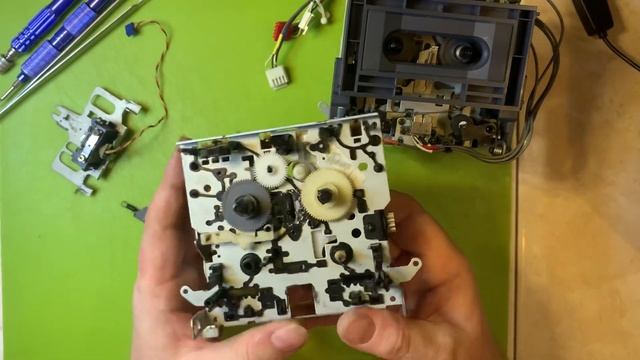 Sony TC-K490 Сильно жует ленту,проблемы ЛПМ смотреть онлайн