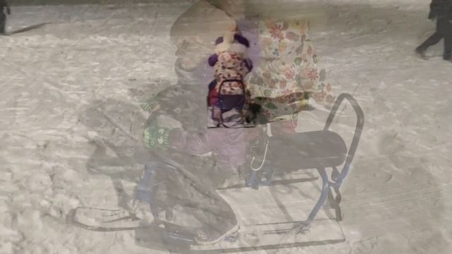 Катаемся на снегокате смотреть онлайн