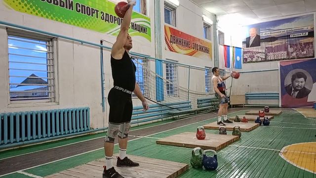 Республиканский Турнир Чурапчинский улус в памяти Решетникова Н.Н./с Чыапппара/Мужчины рывок св.90к смотреть онлайн