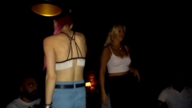 Girls in club "Library" - Shardeni, Tbilisi смотреть онлайн