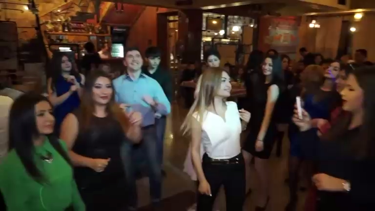 Авет Маркарян Ft. Араз Алиев - Модница (2015)