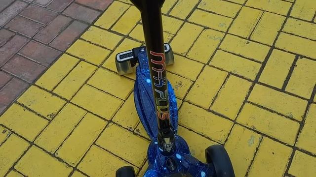 Scooter SK 036 самокат - скейт Видеообзор смотреть онлайн