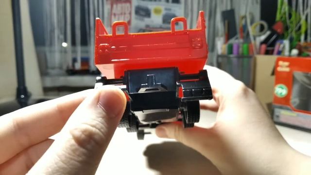 Игрушка из Фикспрайса . Пожарный бортовой грузовик . Про машинки . смотреть онлайн