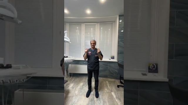 Наш главный врач Зураб Зауриевич — настоящий волшебник смотреть онлайн