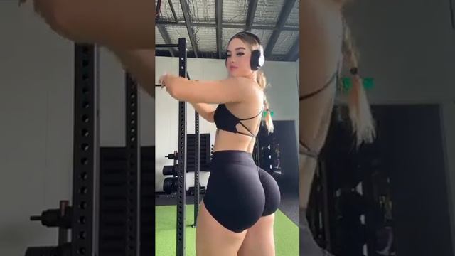 Skye_Sutton_💪🏋️_shorts смотреть онлайн