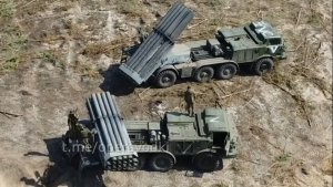 Эпичные кадры. Вся мощь реактивной артиллерии группировки V российских войск.
