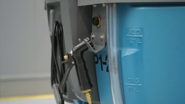 Tennant T600 Floor Scrubber смотреть онлайн