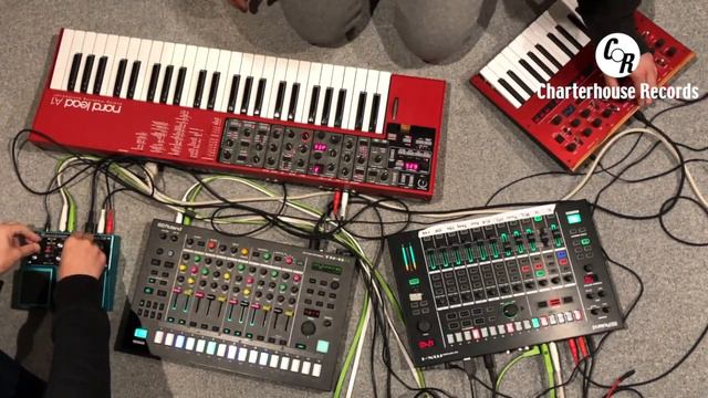 Roland TR-8S + MX-1 + BOSS SL-20 + Clavia Nord Lead A4 Improvisation Studio Jam Live Techno смотреть онлайн